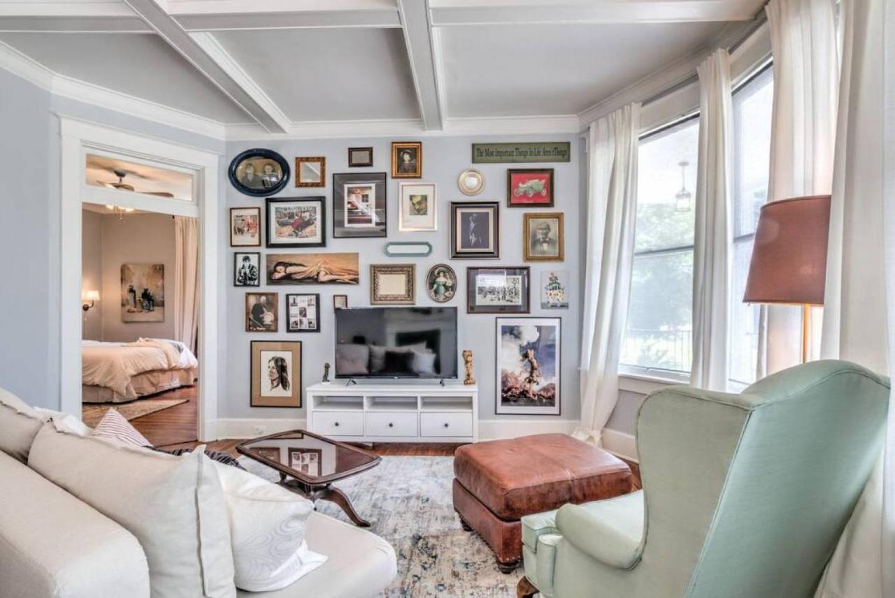 Elegant Colonial With Lovely Details And Character เมมฟิส ภายนอก รูปภาพ